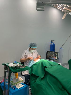 Nhiều khách hàng đã tin tưởng và lựa chọn dịch vụ nâng cung mày tại Tuyệt Diệu. Họ không chỉ hài lòng với kết quả thẩm mỹ mà còn cảm nhận được sự tận tâm và chuyên nghiệp từ đội ngũ bác sĩ và nhân viên tại đây.